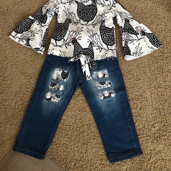 NWOT Chicken two piece set - Picture 1 of 5